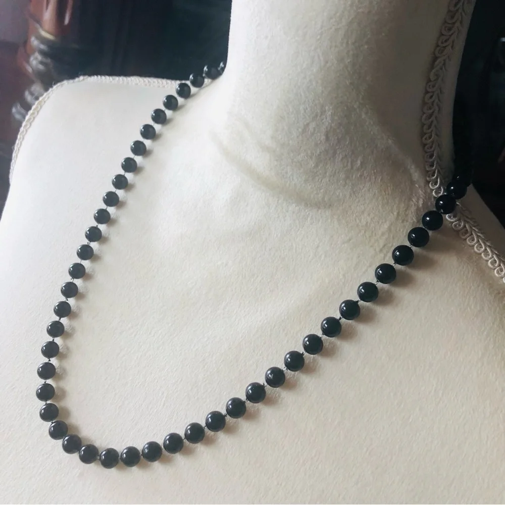 Vintage 80s black plastic pearl necklace